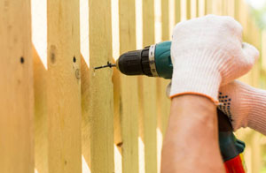 Fencing Contractors Manchester - Professional Garden Fence Installation